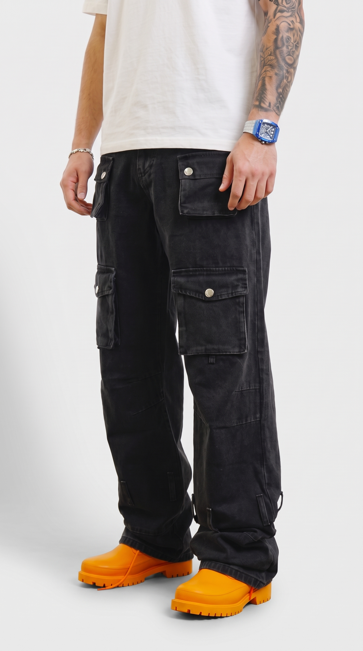 Cargo Black